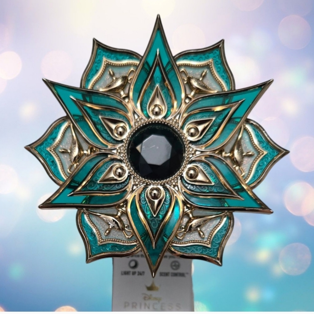 NWT Light Up Disney Princess Jasmine Wallflower Plug In / Scent Control✨️